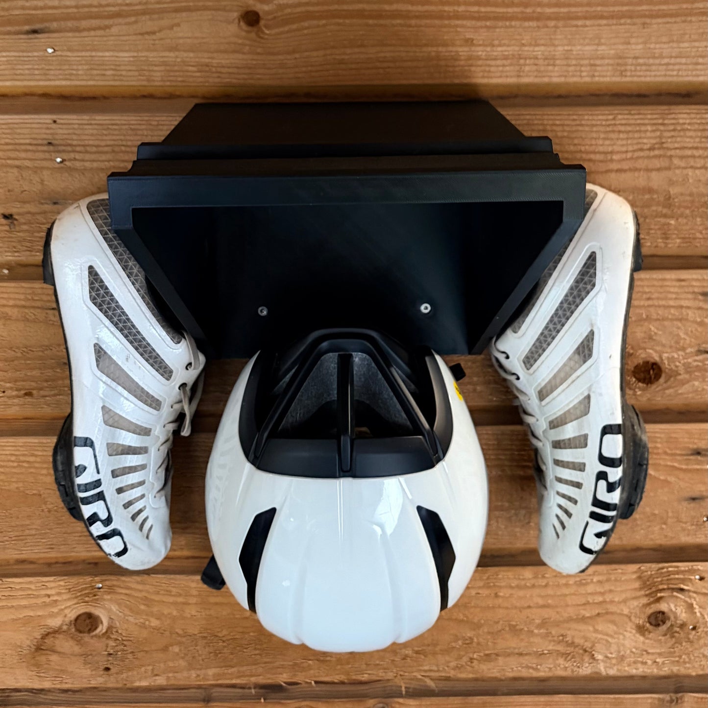 Muurbeugel - Race/Gravelfiets - schoenen - helm en accessoires