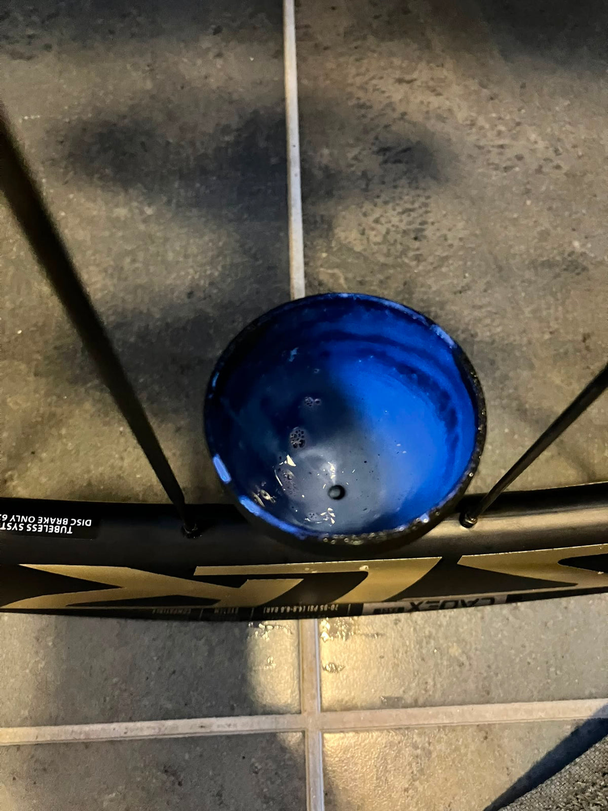 Tubeless ventiel tool